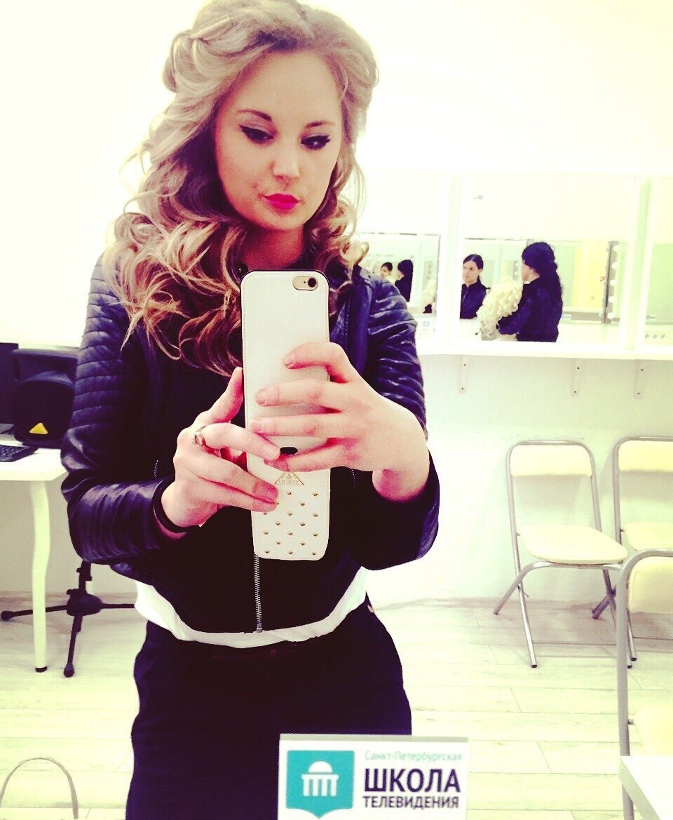 Девушка ищет подругу в Калуге для воплощения фантазий в сексе Девушка ищет подругу в Калуге для воплощения фантазий в сексе